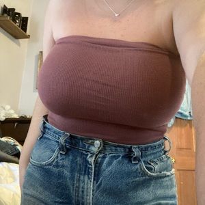 AE RIPPED TUBE TOP ♥️🎈🍇